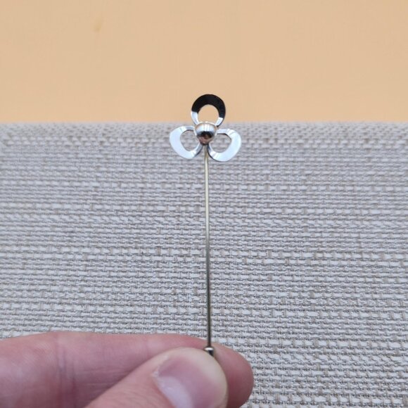 Sterling Silver Cute Simple Flower Pin A5107 - Picture 1 of 6